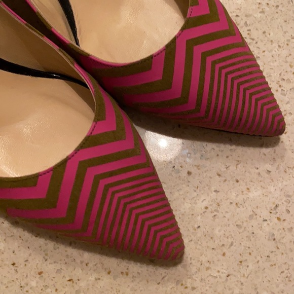 Nihcolas Kirkwood Suede Pink & Olive green heels. - Picture 7 of 16